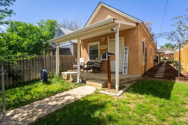 909 E 5th St, Pueblo, CO 81001