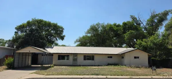 806 S 13th St, Lamar, CO 81052
