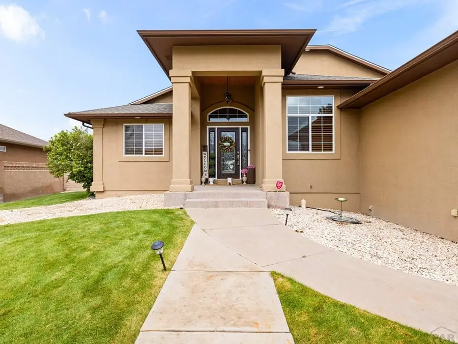 3523 Maricopa Dr, Pueblo, CO 81005 - #2