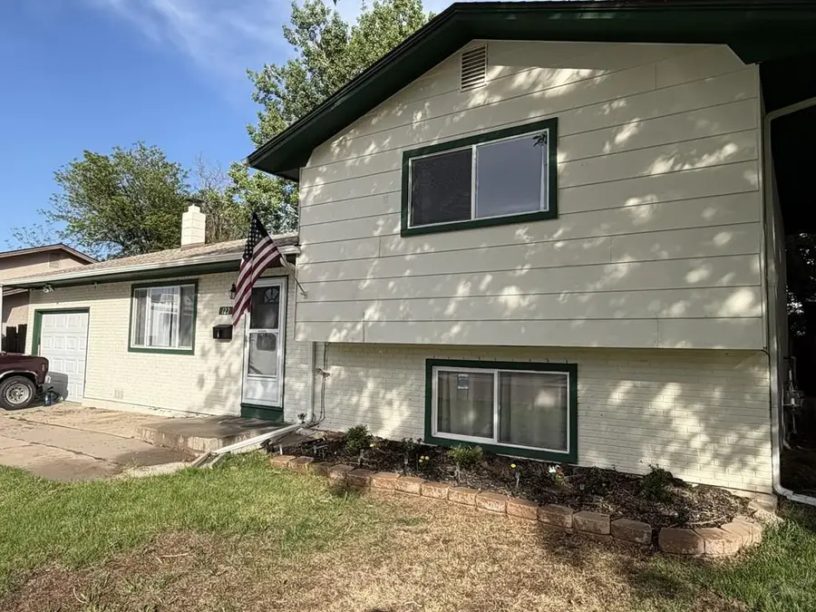 122 Deauville Lane, Pueblo, CO 81005 - #2