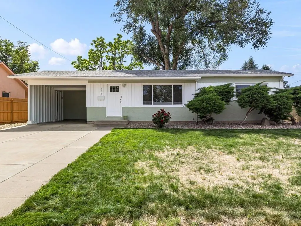1707 Englewood Dr, Pueblo, CO 81005 - #1
