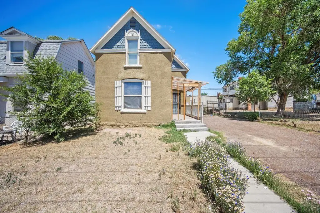 605 W 8th St, Pueblo, CO 81003 - #1