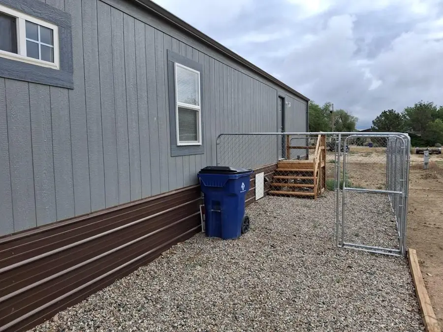 301 S Helen St, Olney Springs, CO 81062 - #2
