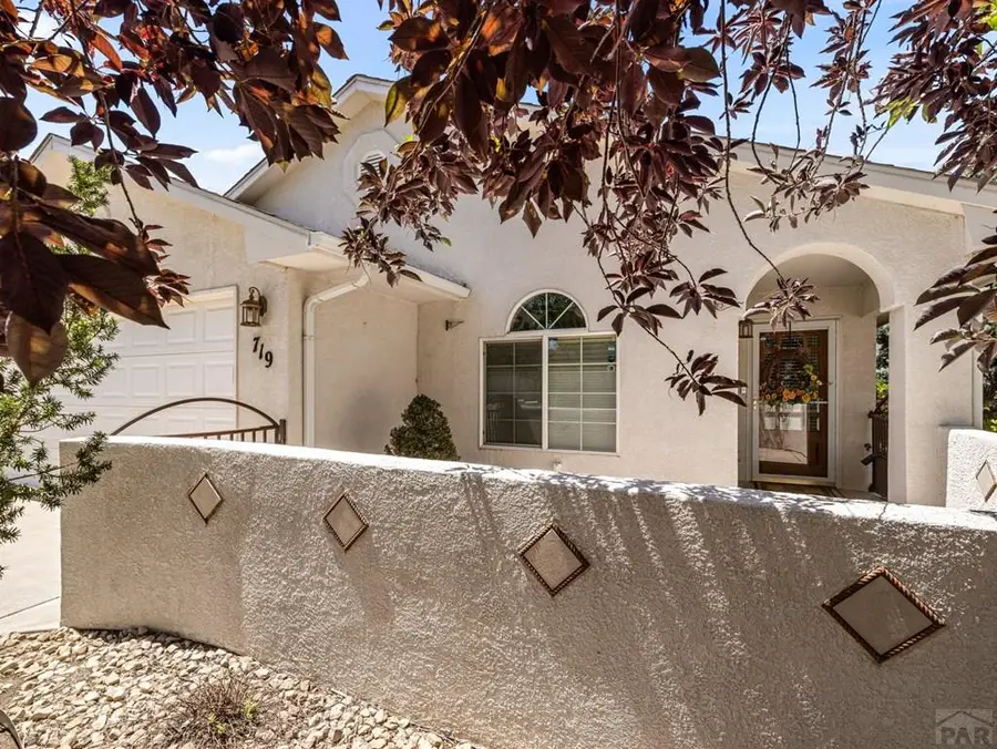 719 Ardath Lane, Pueblo, CO 81005 - #3