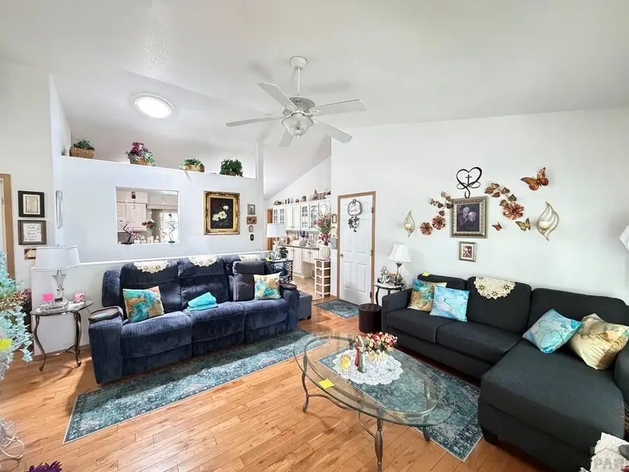 3005 Gem Dr, Pueblo, CO 81005 - #2