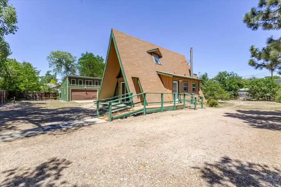 1424 Van Buren St, Pueblo, CO 81004 - #2