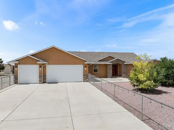 1450 E Farley Ave, Pueblo West, CO 81007