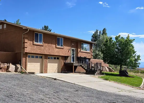 846 S Palomar Dr, Pueblo West, CO 81007