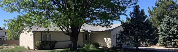 482 W Hahns Peak Ave, Pueblo West, CO 81007