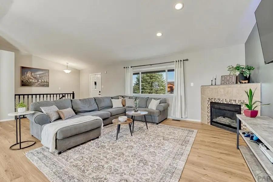 831 E Paseo Dorado Dr, Pueblo West, CO 81007 - #2