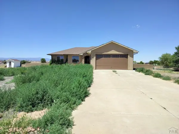 523 E Hahns Peak Ave, Pueblo West, CO 81007