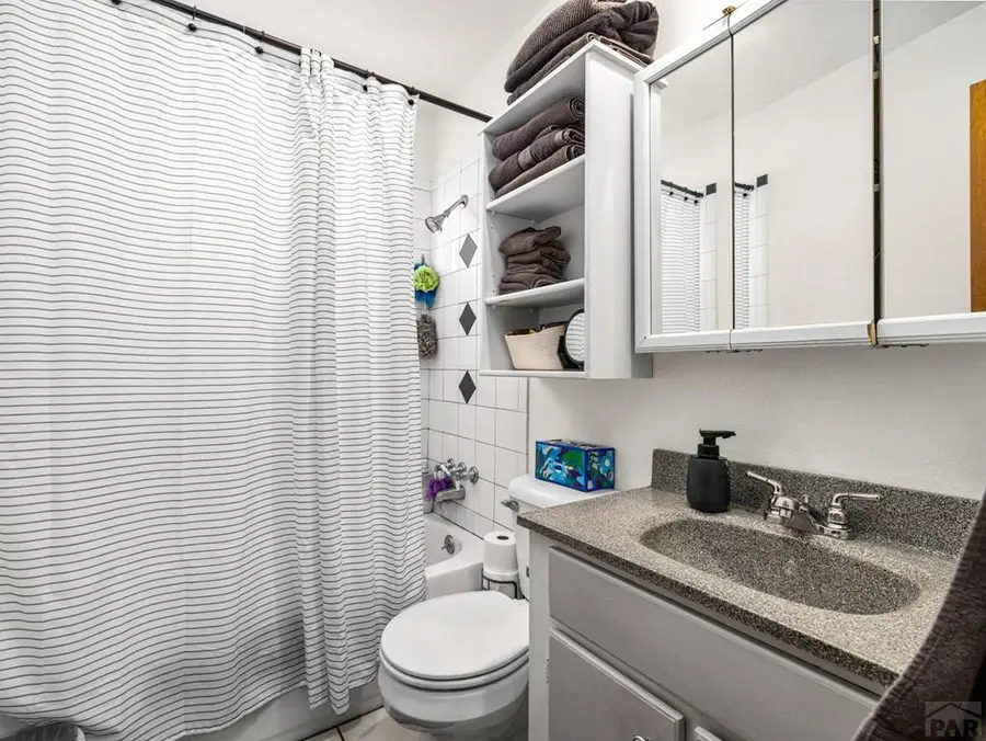 3708 Azalea St, Pueblo, CO 81005 - #2