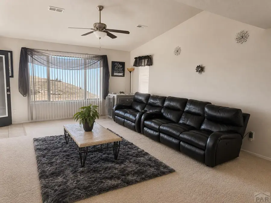 1975 Thrasher Court, Pueblo, CO 81008 - #2