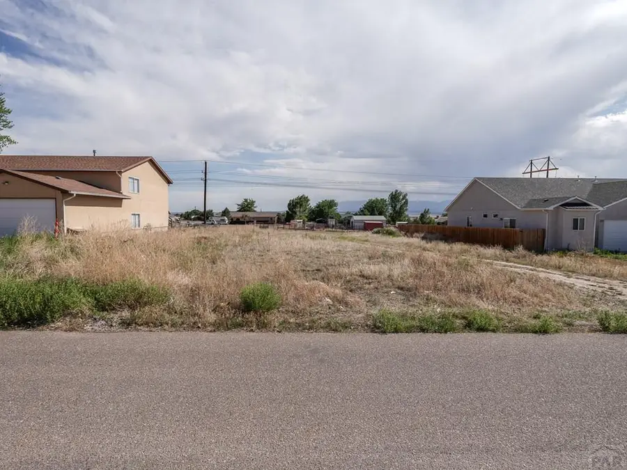 242 W Elbow Dr, Pueblo West, CO 81007 - #3