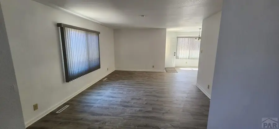 148 E Douglas Lane, Pueblo, CO 81001 - #2