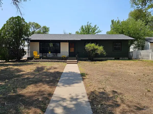 1317 & 1318 Parkview Ave, Lamar, CO 81052