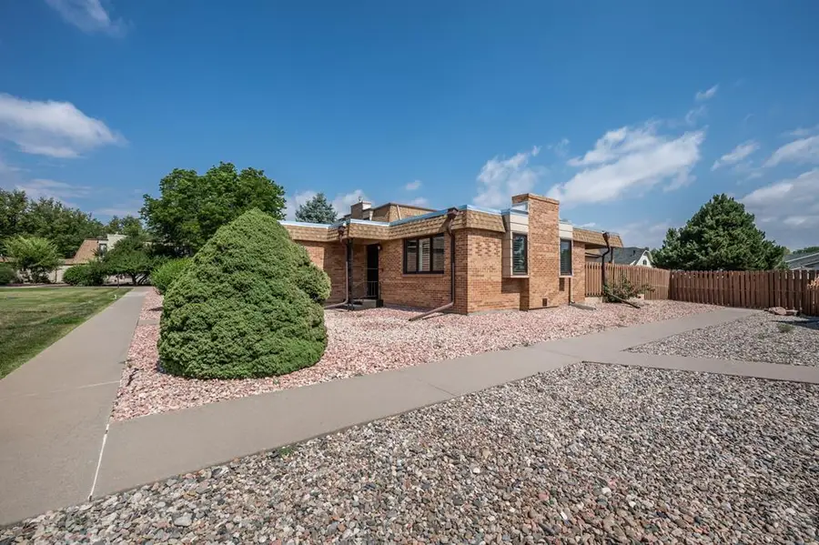 46 Regency Blvd #J, Pueblo, CO 81005 - #3