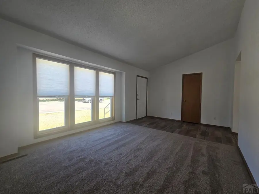 426 Kiva Court, La Junta, CO 81050 - #2
