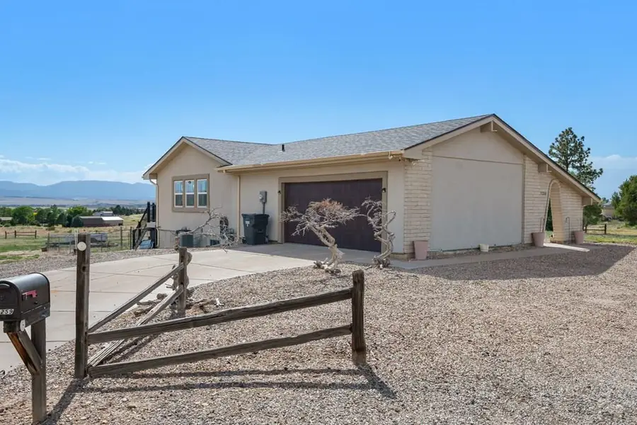 1259 S Winterhaven Dr, Pueblo West, CO 81007 - #3