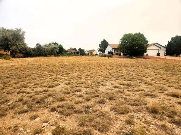 327 W Blue Jay Place, Pueblo West, CO 81007