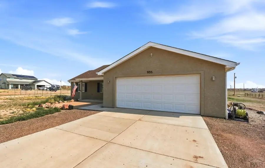 935 E Kirkwood Dr, Pueblo West, CO 81007 - #2