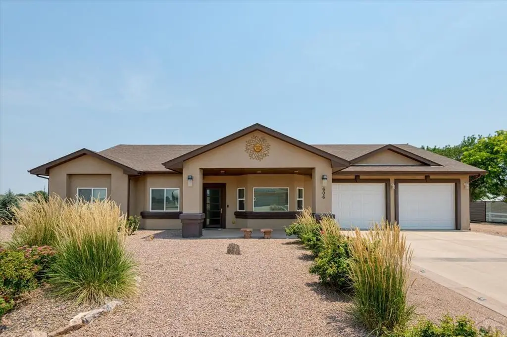 606 S Calaveras Dr, Pueblo West, CO 81007 - #1