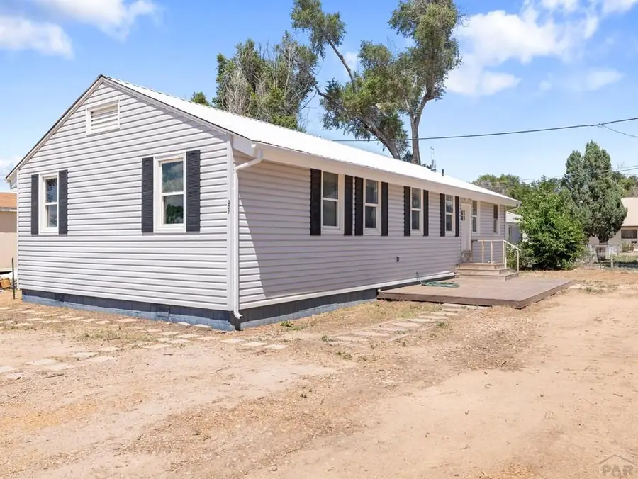 207 12th St, Fowler, CO 81039 - #3