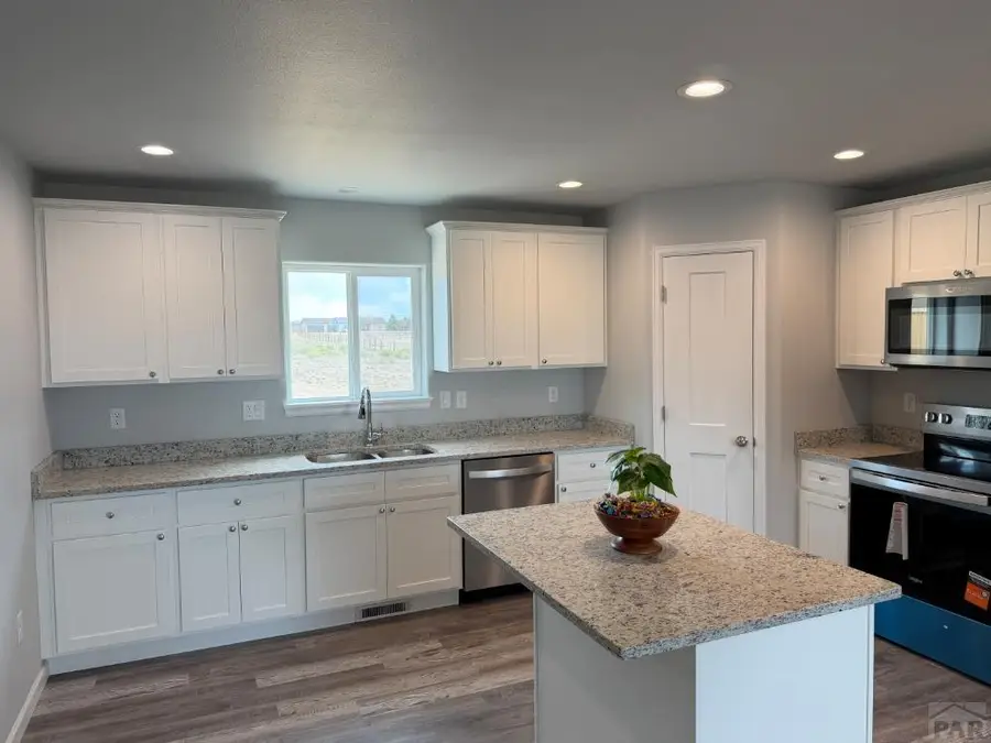 487 E Scandia Dr, Pueblo West, CO 81007 - #2