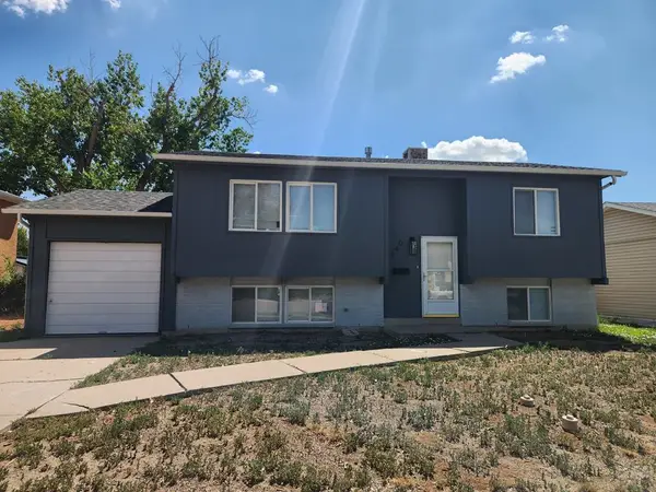140 Schirra Rd, Pueblo, CO 81001