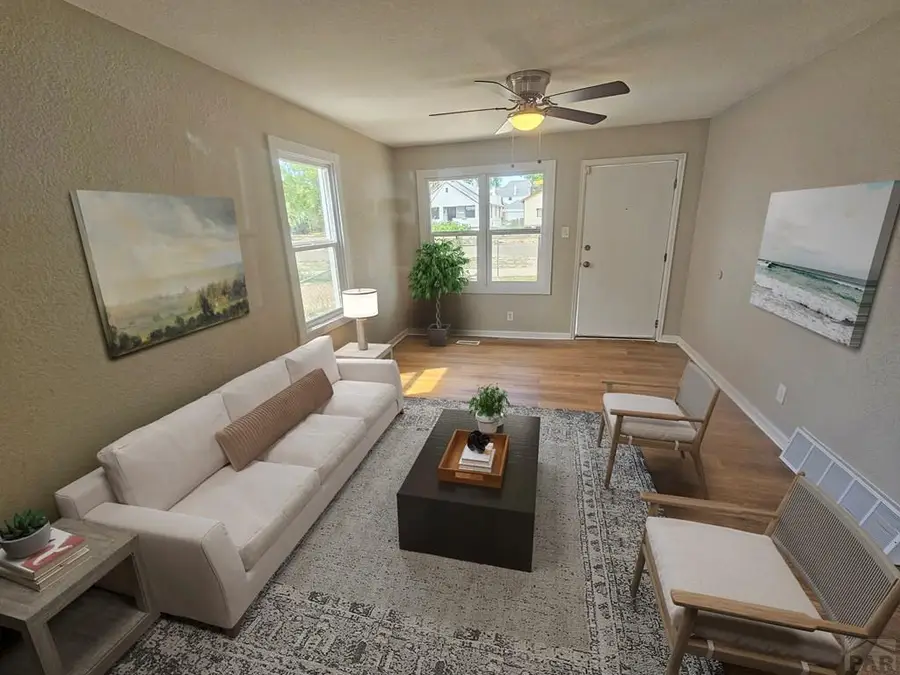 926 W 11th St, Pueblo, CO 81003 - #3