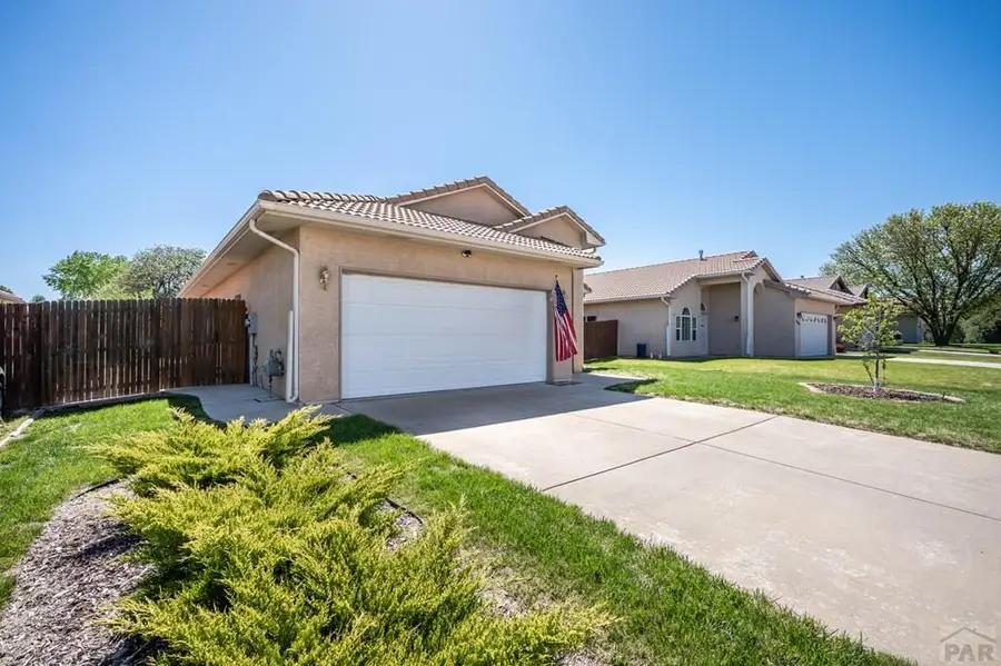 1008 Cherrycrest Dr, Pueblo, CO 81005 - #2
