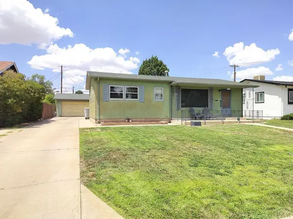1703 Englewood Dr, Pueblo, CO 81005