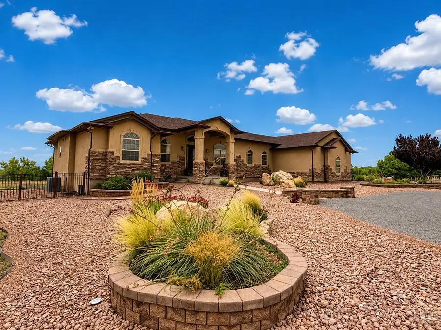 824 Patience Place, Pueblo, CO 81006 - #2
