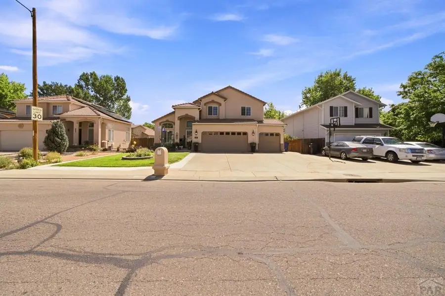 168 Kingsley Ave, Pueblo, CO 81005 - #2