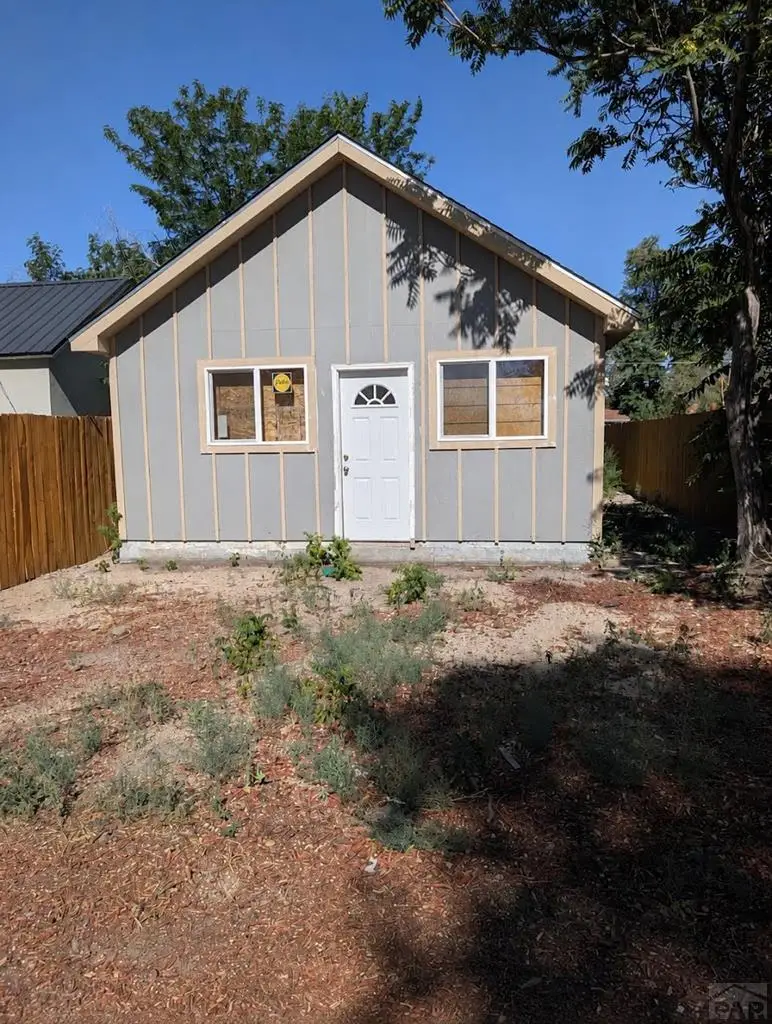 1218 Rio Grande Ave, Pueblo, CO 81006 - #1