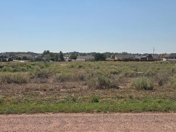 214 S Reynosa Dr, Pueblo West, CO 81007