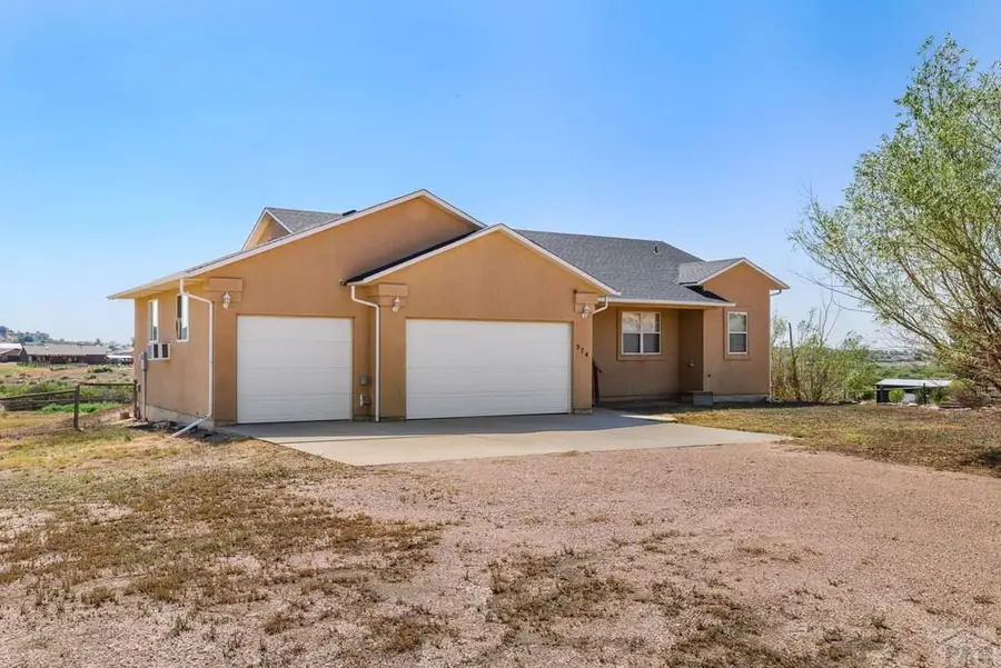 574 S Chimazo Dr, Pueblo West, CO 81007 - #2