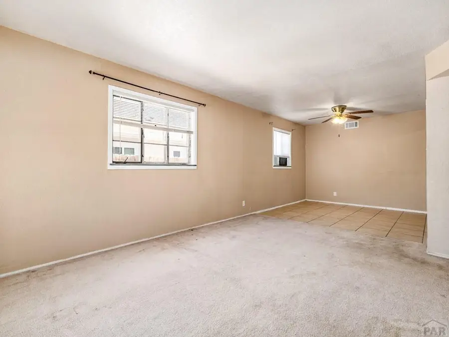 2610 Azalea St, Pueblo, CO 81005 - #3