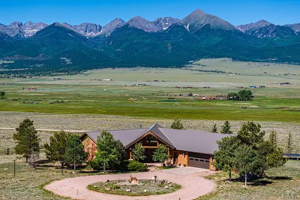 152 Howe Rd, Westcliffe, CO 81252