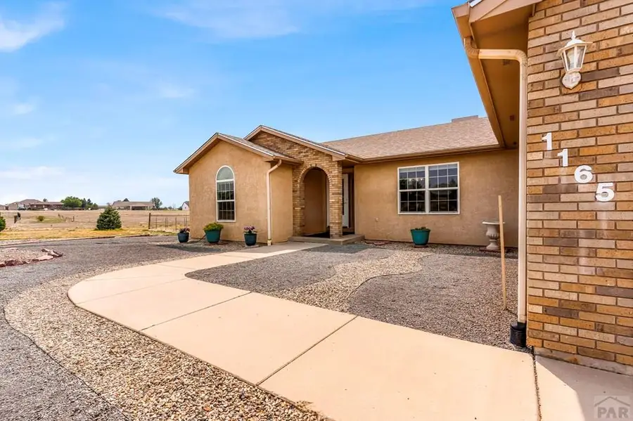 1165 S Oakleaf Dr, Pueblo West, CO 81007 - #3