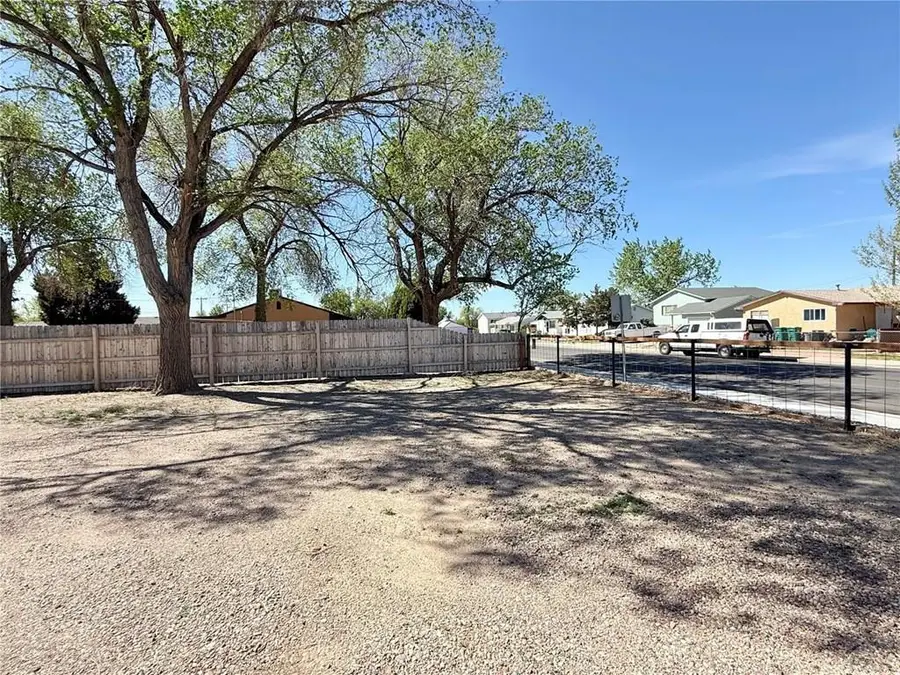 2330 Cheyenne Ave, Pueblo, CO 81003 - #3