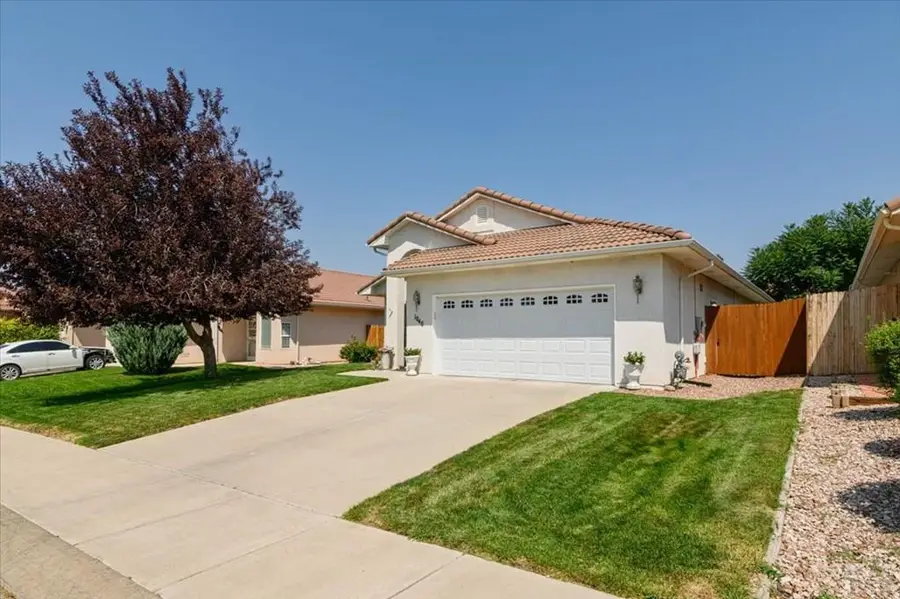 1040 Willowcrest Dr, Pueblo, CO 81005 - #3