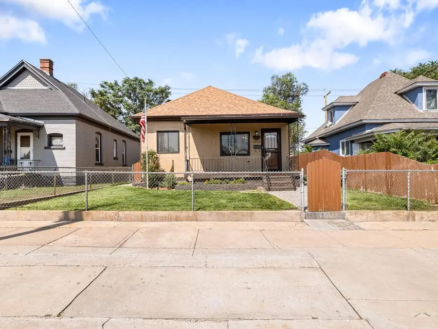 2213 E Evans Ave, Pueblo, CO 81004 - #2