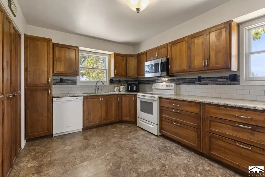 5350 E Red Creek Springs Rd, Pueblo, CO 81005 - #2
