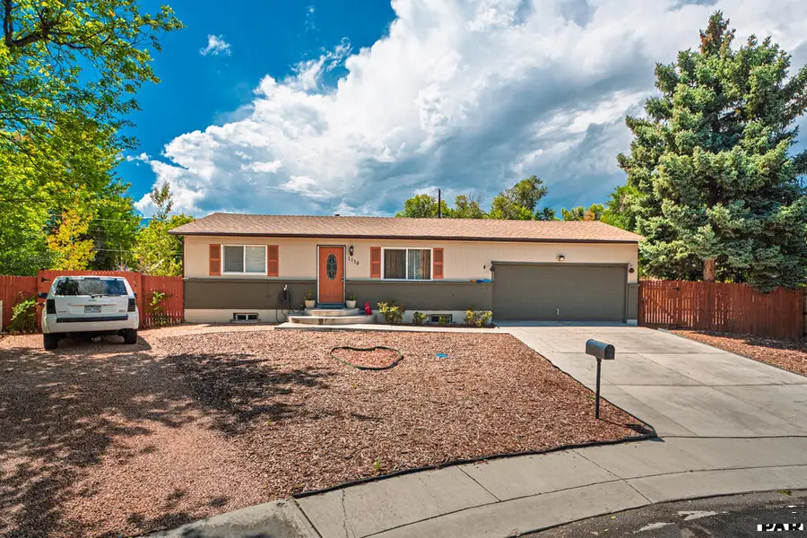 1118 Maxwell St, Colorado Springs, CO 80906 - #2