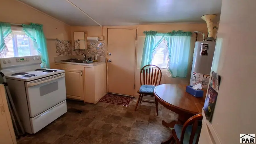 514 W 7th St, Pueblo, CO 81003 - #3