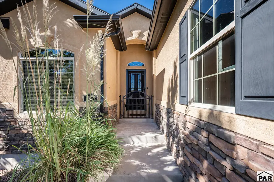 1812 Tierra Berienda, Pueblo, CO 81008 - #3