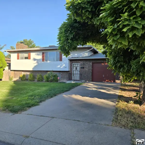 112 La Rochelle Dr, Pueblo, CO 81005