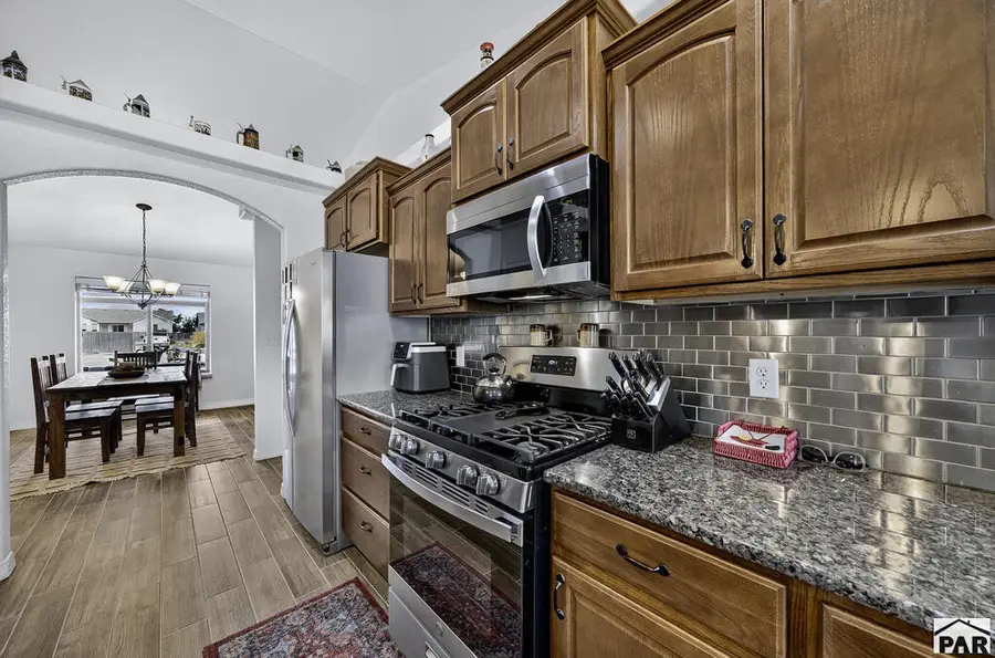 2311 Meadowlark Ln, Pueblo, CO 81001 - #3