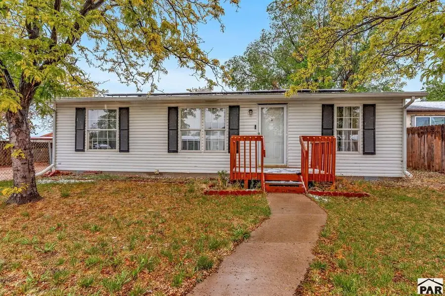 708 Santa Clara Ave, Pueblo, CO 81005 - #3